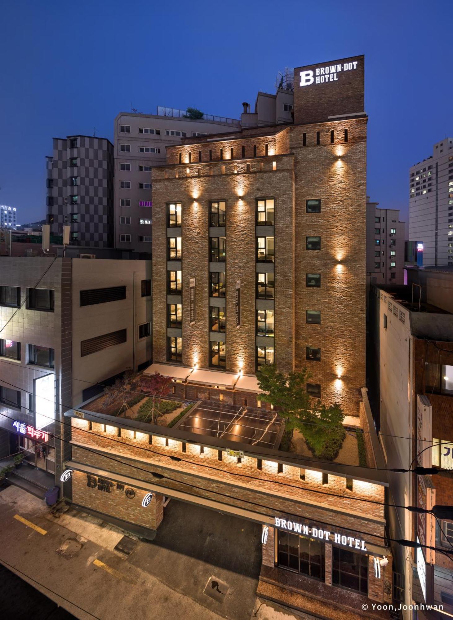 Brown Dot Hotel Seomyeon Ciudad Metropolitana de Ciudad Metropolitana de Busan Exterior foto